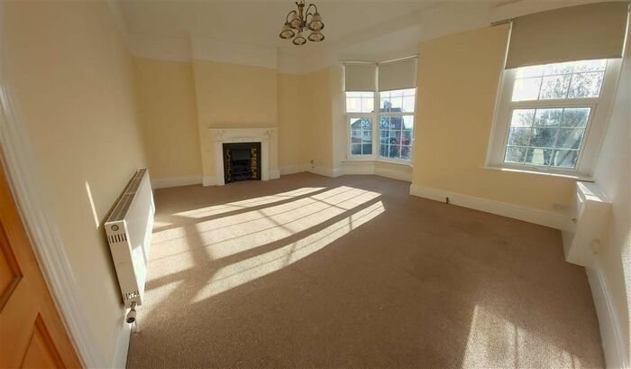 4 Bedroom Maisonette To Rent In Sketty Road, Sketty, Swansea, SA2