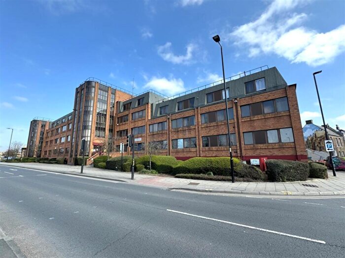 1 Bedroom Flat For Sale In New Priestgate House, Peterborough, Cambridgeshire, PE1