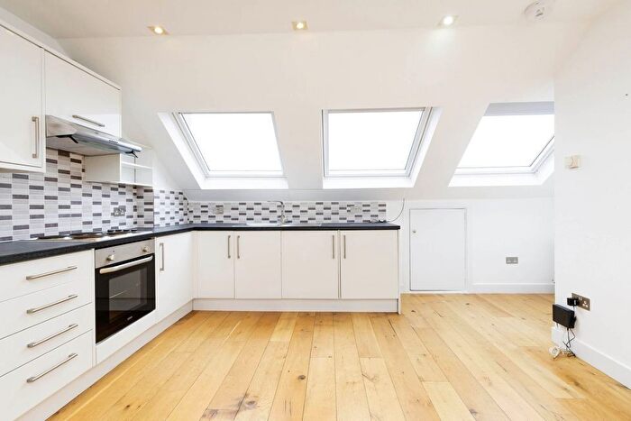 1 Bedroom Flat To Rent In Kings Road, London, NW10