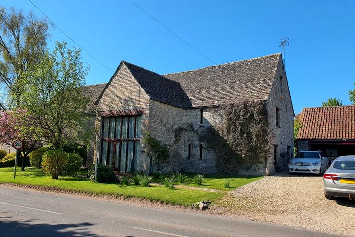 5 Bedroom Barn Conversion For Sale In Hawkesbury Upton, Badminton, GL9