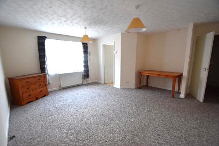 1 Bedroom Flat To Rent In Uffculme Court, Ashley Road, Uffculme, Cullompton, EX15