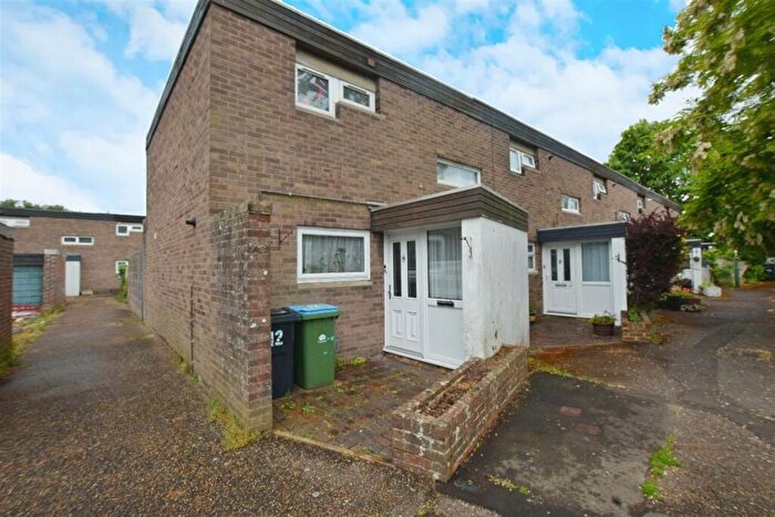 3 Bedroom End Of Terrace House To Rent In Lewes Close, Bognor Regis, PO21