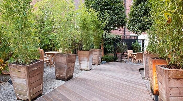 1 Bedroom Flat To Rent In Hill Street, Mayfair, W1J