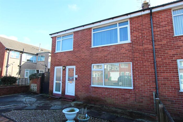 2 Bedroom Apartment To Rent In Fairview Avenue, Lytham St. Annes, FY8