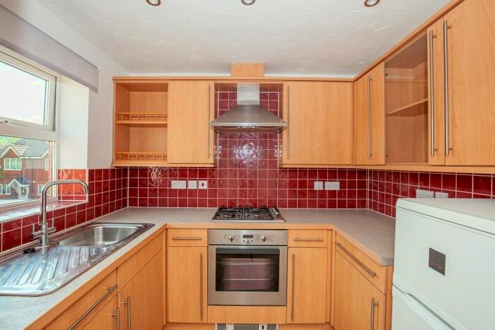 2 Bedroom Flat To Rent In Timken Way, Daventry NN11
