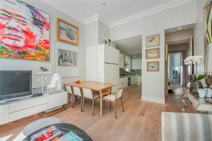 4 Bedroom Flat To Rent In Holland Park, London, W11