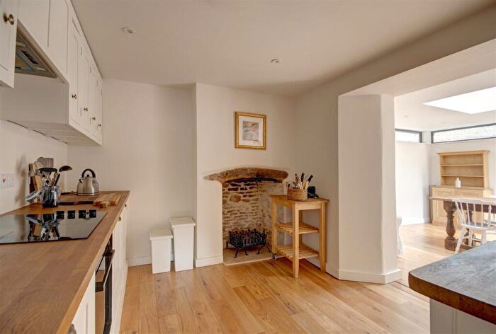 2 Bedroom Cottage For Sale In Sapperton, Gloucestershire, GL7