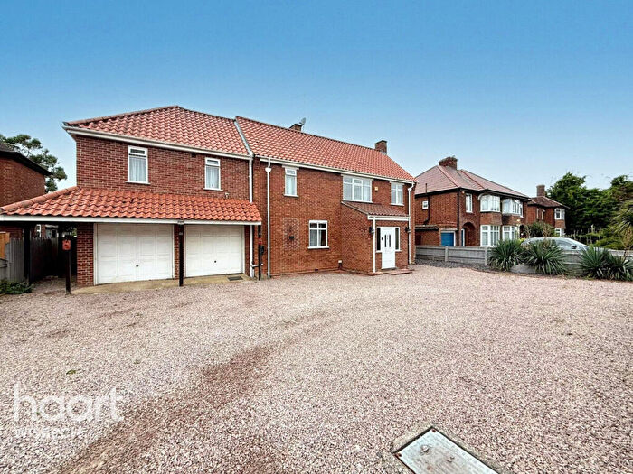 6 Bedroom Detached House For Sale In Queens Road, Wisbech, PE13