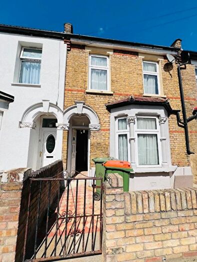 3 Bedroom Terraced House To Rent In Outram Road, Eastham, Upton Park, London, E6