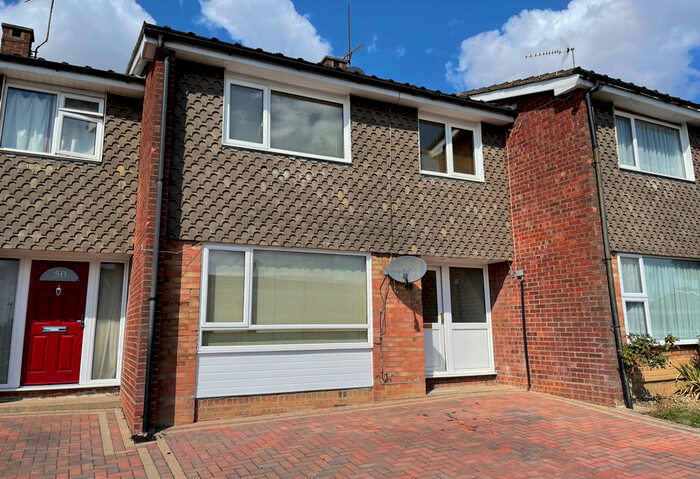 3 Bedroom Terraced House To Rent In Barnard Road, Chelmsford, Essex, CM2