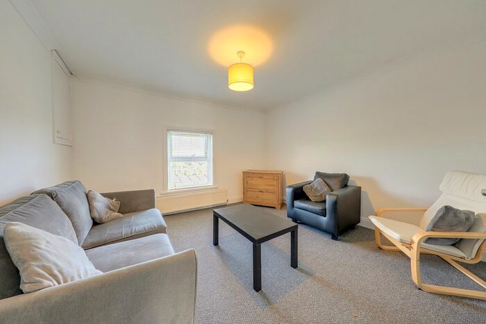 1 Bedroom Flat To Rent In Devonshire Road, Forest Hill, SE23