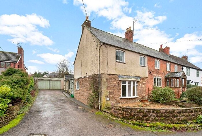 4 Bedroom Semi Detached House For Sale In The Nook, Whissendine, LE15