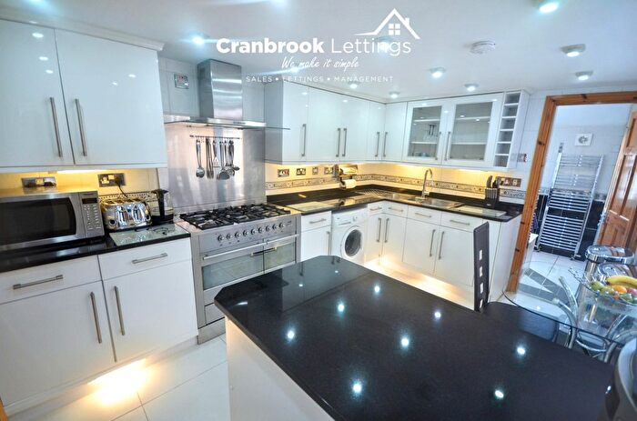 3 Bedroom Terraced House For Sale In Dongola Road, London, E13