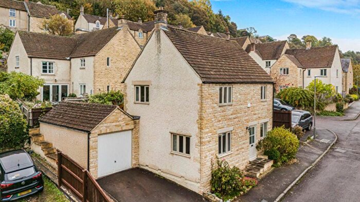 3 Bedroom Detached House For Sale In Lower Newmarket Road, Nailsworth, Stroud, Gloucestershire, GL6