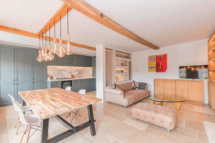 2 Bedroom Apartment To Rent In Market Place, Woodstock, OX20
