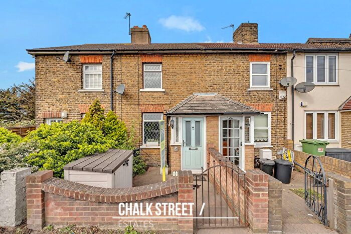 2 Bedroom Terraced House For Sale In Abbs Cross Lane, Hornchurch, RM12