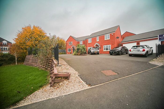 4 Bedroom Detached House For Sale In Grove Lane, Standish, WN6