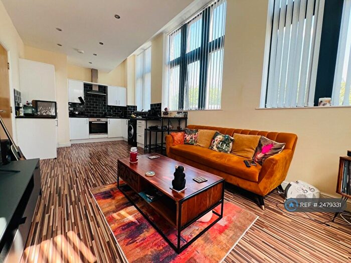 1 Bedroom Flat To Rent In Richardshaw Lane, Pudsey, LS28