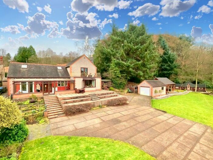 4 Bedroom Detached House For Sale In Farley Road, Oakamoor, Stoke-On-Trent, ST10