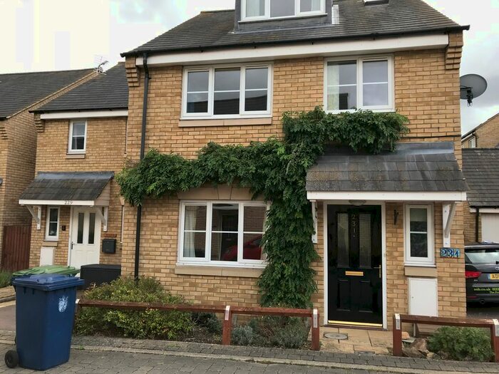 5 Bedroom Semi-Detached House To Rent In Wellbrook Way, Cambridge CB3