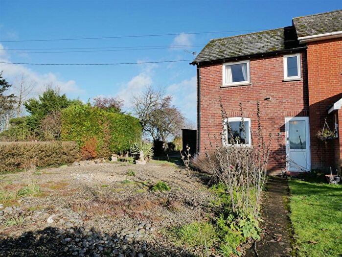 2 Bedroom Semi Detached House For Sale In Horsepool, Bromham, Chippenham, SN15