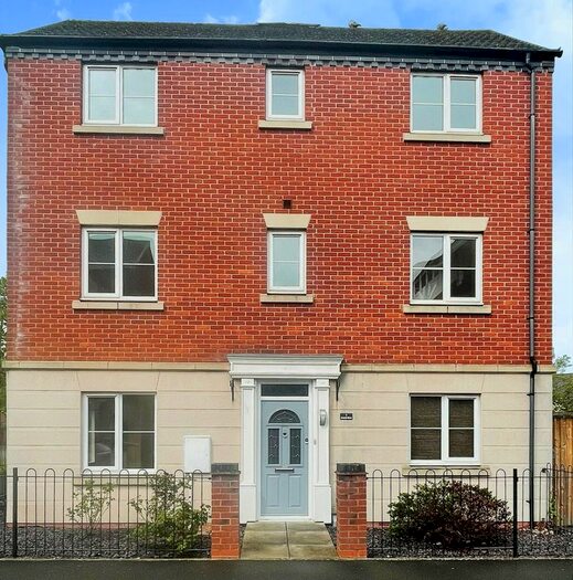 4 Bedroom Terraced House To Rent In Armada Close, Lichfield, Staffordshire, WS14