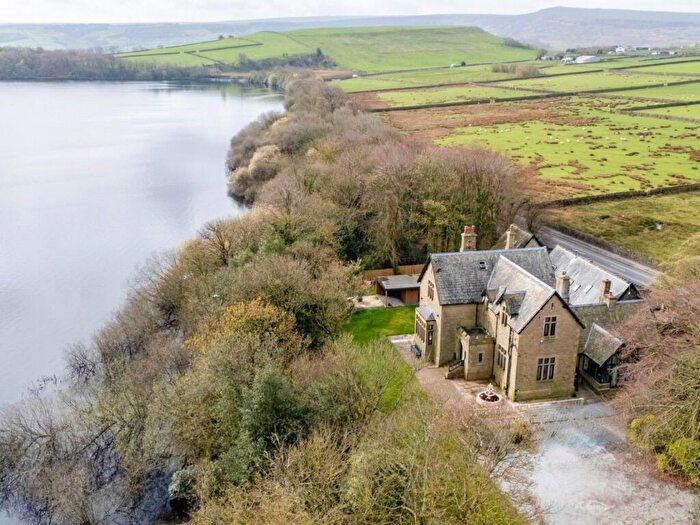 5 Bedroom Character Property For Sale In Blackmoorfoot, Linthwaite, Huddersfield, West Yorkshire, HD7