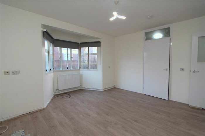 1 Bedroom Flat To Rent In Hart Grove Court, Hart Grove, London, W5