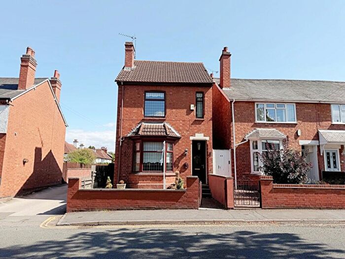 2 Bedroom Detached House For Sale In Clinton Lane, Kenilworth, CV8