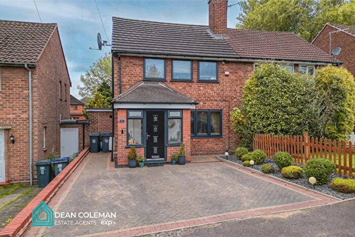 3 Bedroom Semi-Detached House For Sale In Greenslade Croft, Northfield, B31