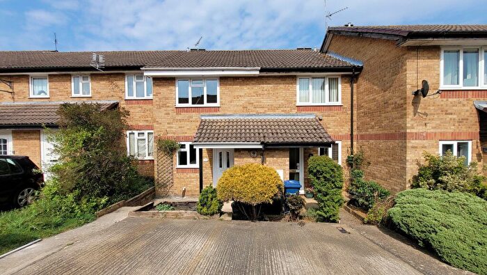 2 Bedroom Terraced House To Rent In Frensham Close, Banbury, Oxon, OX16