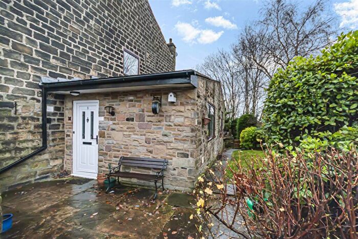 3 Bedroom House For Sale In Chadwick Fold, Bury, BL9