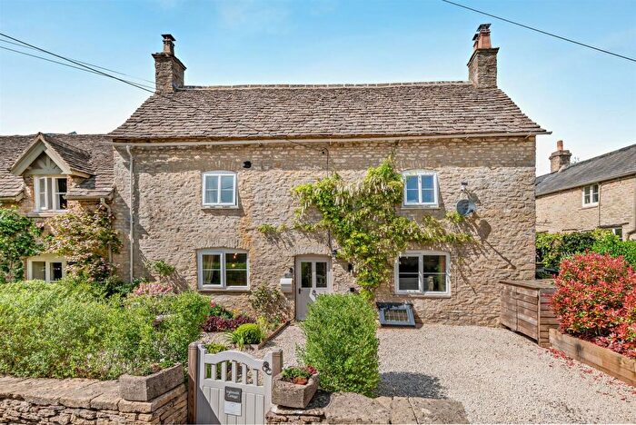 4 Bedroom End Of Terrace House For Sale In North Cerney, GL7
