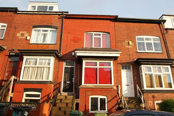 4 Bedroom Terraced House To Rent In Manor Drive, Hyde Park, Leeds, LS6