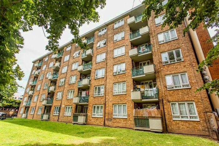 5 Bedroom Flat To Rent In Old Ford Road, London, E2