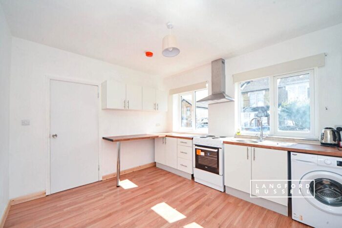 3 Bedroom Maisonette To Rent In Birkbeck Road Sidcup, DA14