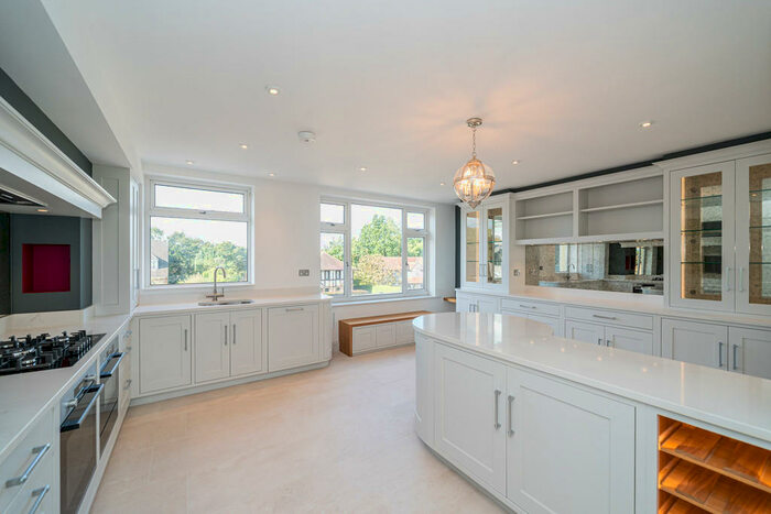 2 Bedroom Apartment To Rent In Beech Grove Court, Harrogate, HG2