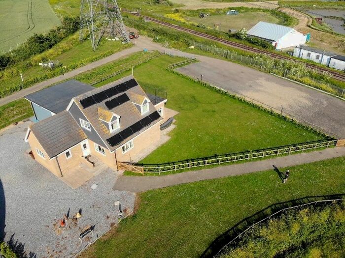 3 Bedroom Detached House For Sale In Burrows Lane, Middle Stoke, Rochester, ME3