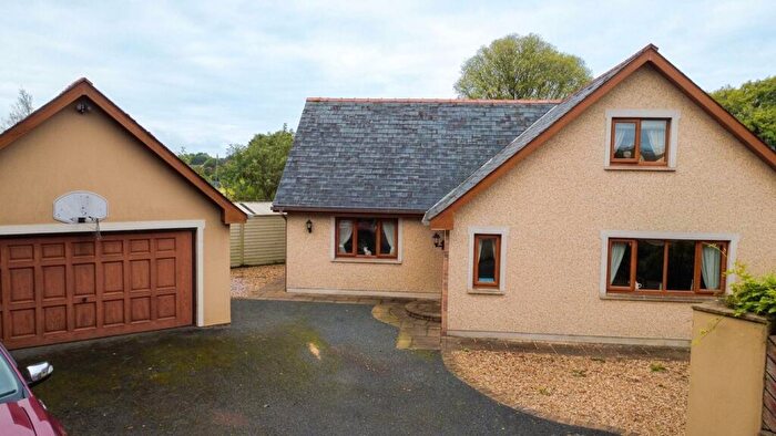 4 Bedroom Bungalow For Sale In Court Road, Liddeston, SA73