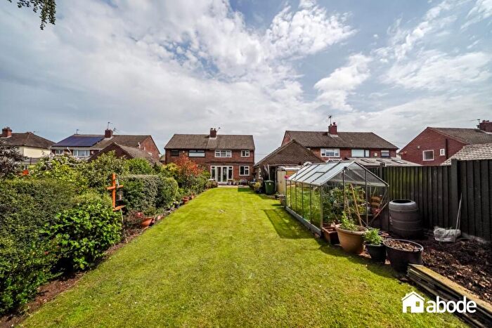 3 Bedroom Semi Detached House For Sale In Edgemoor Drive, Crosby, Liverpool, L23