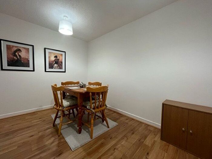 1 Bedroom Flat To Rent In Seagate, Dundee, DD1