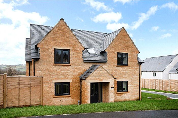 4 Bedroom Detached House To Rent In Toddington, Cheltenham, Gloucestershire, GL54