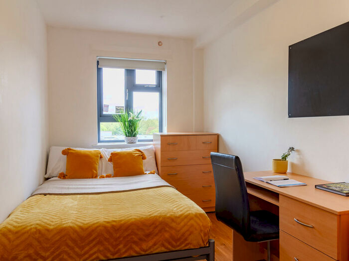 1 Bedroom House To Rent In Landale House Lower Road, London, London, SE16