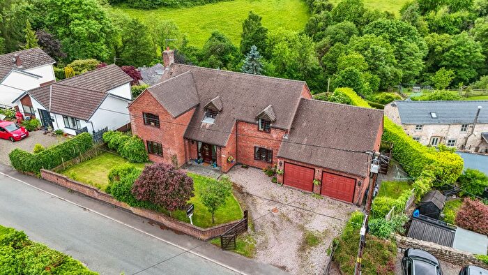 4 Bedroom Detached House For Sale In Brooklands House, Selattyn, Oswestry, SY10