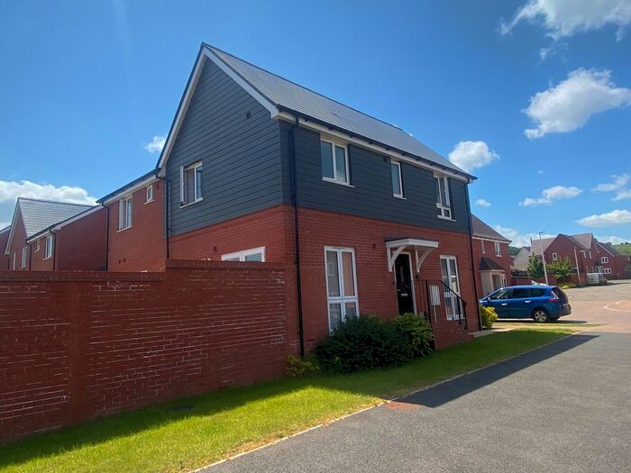 3 Bedroom Semi-Detached House To Rent In Tuckwell Grove, Westclyst, Exeter, EX1