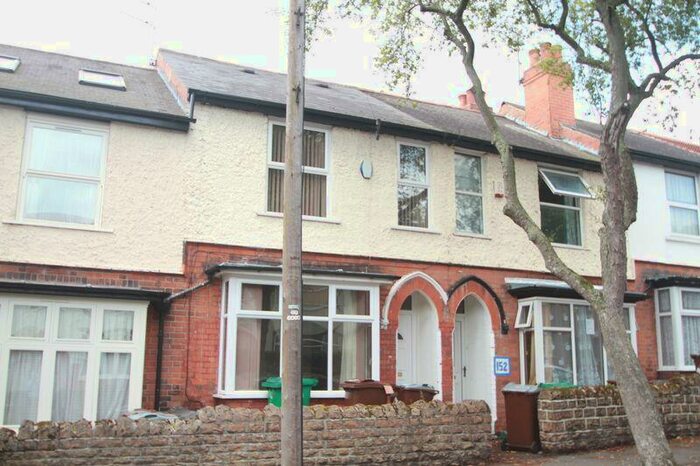 4 Bedroom Terraced House To Rent In Harrington Drive, Nottingham, NG7