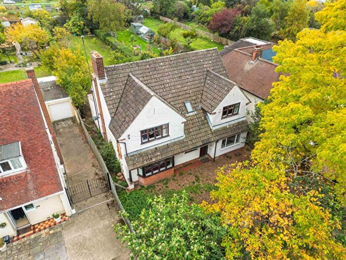 5 Bedroom Detached House For Sale In Milton Road, Cambridge, CB4