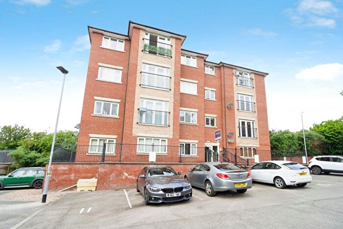 2 Bedroom Flat For Sale In Oakwell Vale, Barnsley, S71