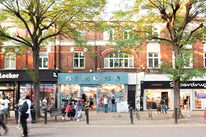 1 Bedroom Apartment To Rent In Powis Street, London, SE18