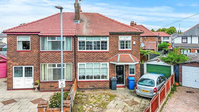 3 Bedroom Semi-detached House For Sale In Sylvia Crescent, Warrington, WA2